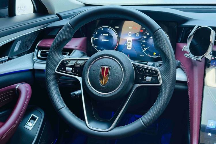 Used Hongqi H5 2025 2.0T Automatic Flag Edition – 500 000 Units Commemorative Version Steering Wheel