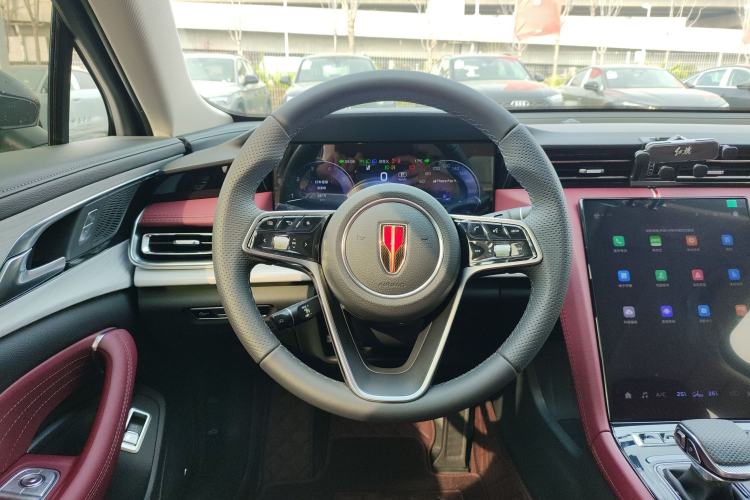 Used Hongqi H5 2025 2.0T Automatic Flag Edition – 500 000 Units Commemorative Version Steering Wheel