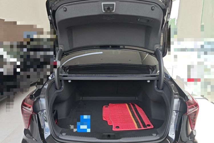 Used Hongqi H5 2025 1.5T DCT Xuan Ying Edition Trunk