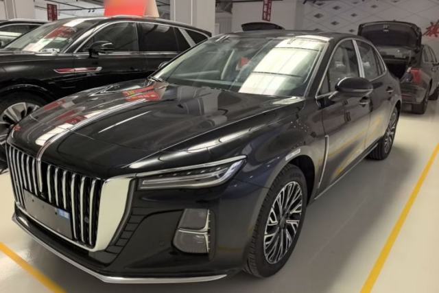 Used Hongqi H5 2025 2.0T Automatic Flag Edition – 500 000 Units Commemorative Version