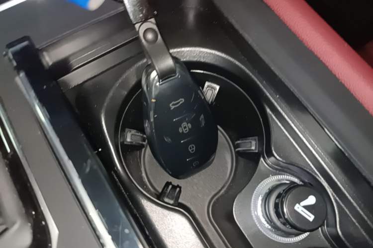Used Hongqi H5 2025 1.5T DCT Qiyun 500 000th Unit Commemorative Edition Vehicle Key