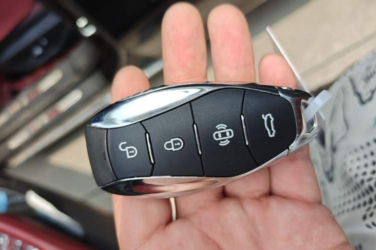 Used Hongqi H5 2025 1.5T DCT Qiyun 500 000th Unit Commemorative Edition Vehicle Key