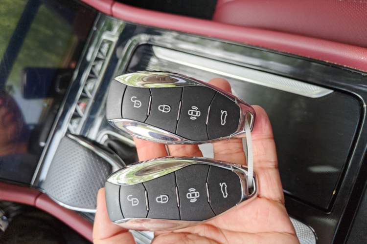 Used Hongqi H5 2025 1.5T DCT Qiyun 500 000th Unit Commemorative Edition Vehicle Key