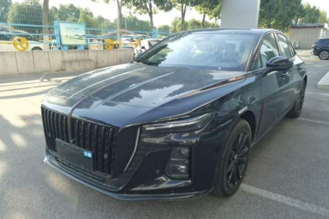 Used Hongqi H5 2025 Model 2.0T Automatic Xuan Ying 2 Million Units Commemorative Edition