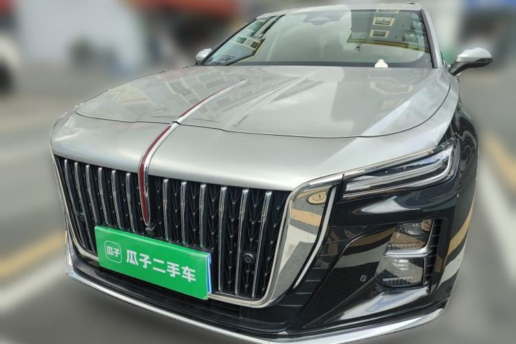 Used Hongqi H5 2025 2.0T Automatic Flag Edition – 500 000 Units Commemorative Version Front