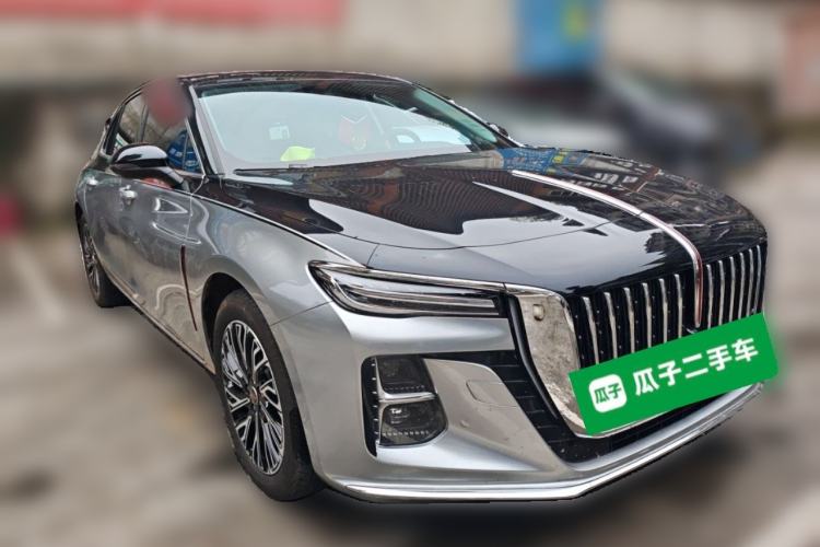 Used Hongqi H5 2025 2.0T Automatic Flag Edition – 500 000 Units Commemorative Version Front Right 45 Deg