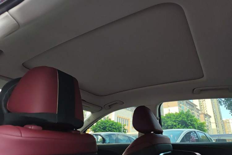 Used Hongqi H5 2025 1.5T DCT Xuan Ying Edition Headliner