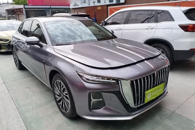 Used Hongqi H5 2025 2.0T Automatic Flag Edition – 500 000 Units Commemorative Version Exterior 1