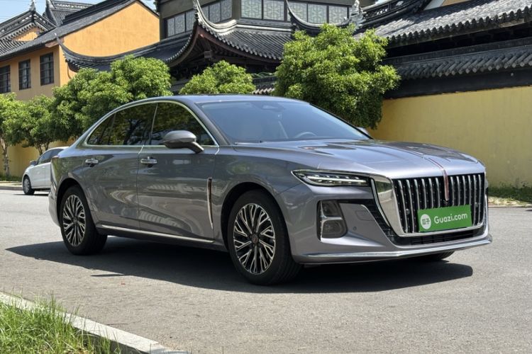 Used Hongqi H5 2025 2.0T Automatic Flag Edition – 500 000 Units Commemorative Version Exterior 4