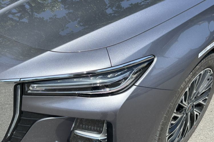 Used Hongqi H5 2025 2.0T Automatic Flag Edition – 500 000 Units Commemorative Version Exterior 5