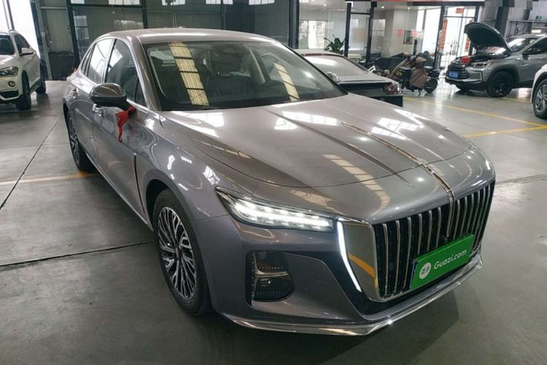 Used Hongqi H5 2025 2.0T Automatic Flag Edition – 500 000 Units Commemorative Version Front Right 45 Deg