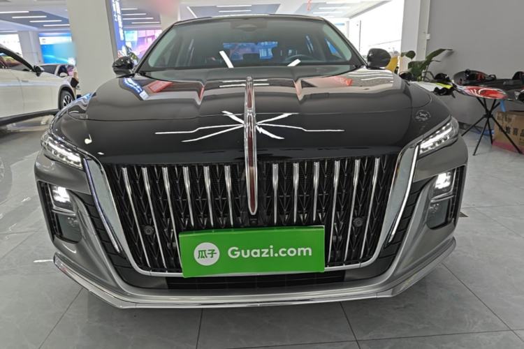 Used Hongqi H5 2025 2.0T Automatic Flag Edition – 500 000 Units Commemorative Version Front