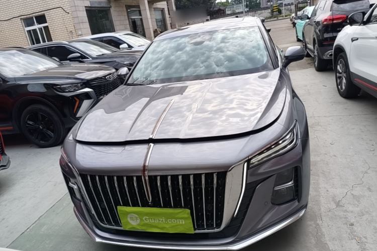 Used Hongqi H5 2025 2.0T Automatic Flag Edition – 500 000 Units Commemorative Version Front