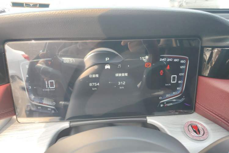 Used Hongqi H5 2025 1.5T DCT Qiyun 500 000th Unit Commemorative Edition Instrument Cluster