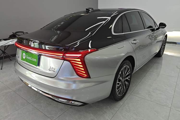 Used Hongqi H5 2025 2.0T Automatic Flag Edition – 500 000 Units Commemorative Version Rear Right 45 Deg
