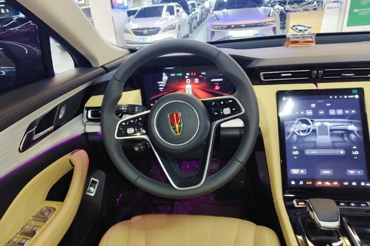 Used Hongqi H5 2025 2.0T Automatic Flag Edition – 500 000 Units Commemorative Version Steering Wheel