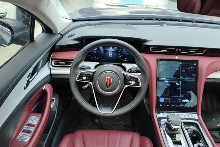 Used Hongqi H5 2025 2.0T Automatic Flag Edition – 500 000 Units Commemorative Version Steering Wheel