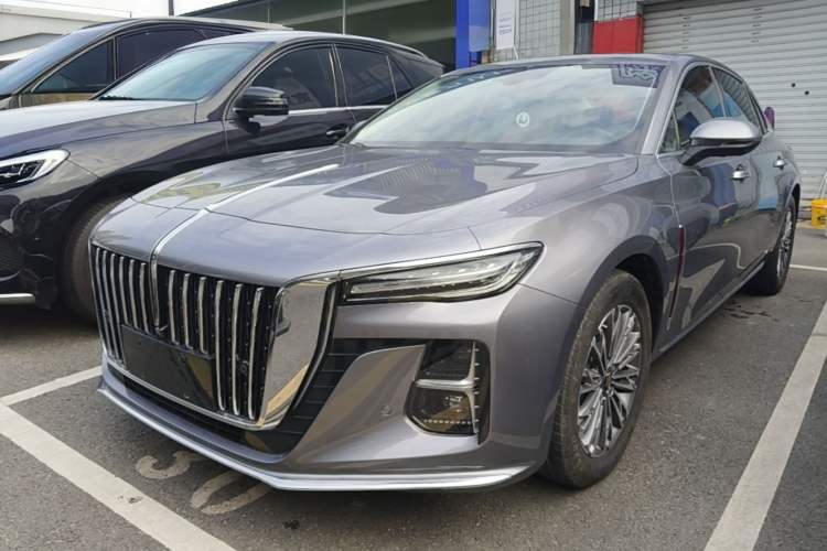 Hongqi H5 2025 1.5T DCT Qiyun 500 000th Unit Commemorative Edition