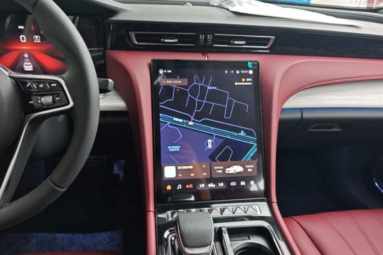 Used Hongqi H5 2025 2.0T Automatic Flag Edition – 500 000 Units Commemorative Version Audio And AC Panel