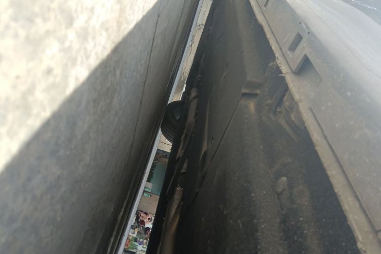 Used Hongqi H5 2025 1.5T DCT Qiyun 500 000th Unit Commemorative Edition Chassis Rear Left