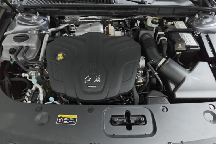 Used Hongqi H5 2025 2.0T Automatic Flag Edition – 500 000 Units Commemorative Version Engine Bay