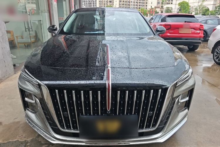 Used Hongqi H5 2025 2.0T Automatic Flag Edition – 500 000 Units Commemorative Version Front