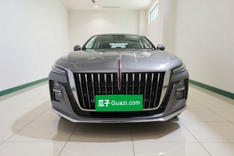 Used Hongqi H5 2025 2.0T Automatic Flag Edition – 500 000 Units Commemorative Version Front