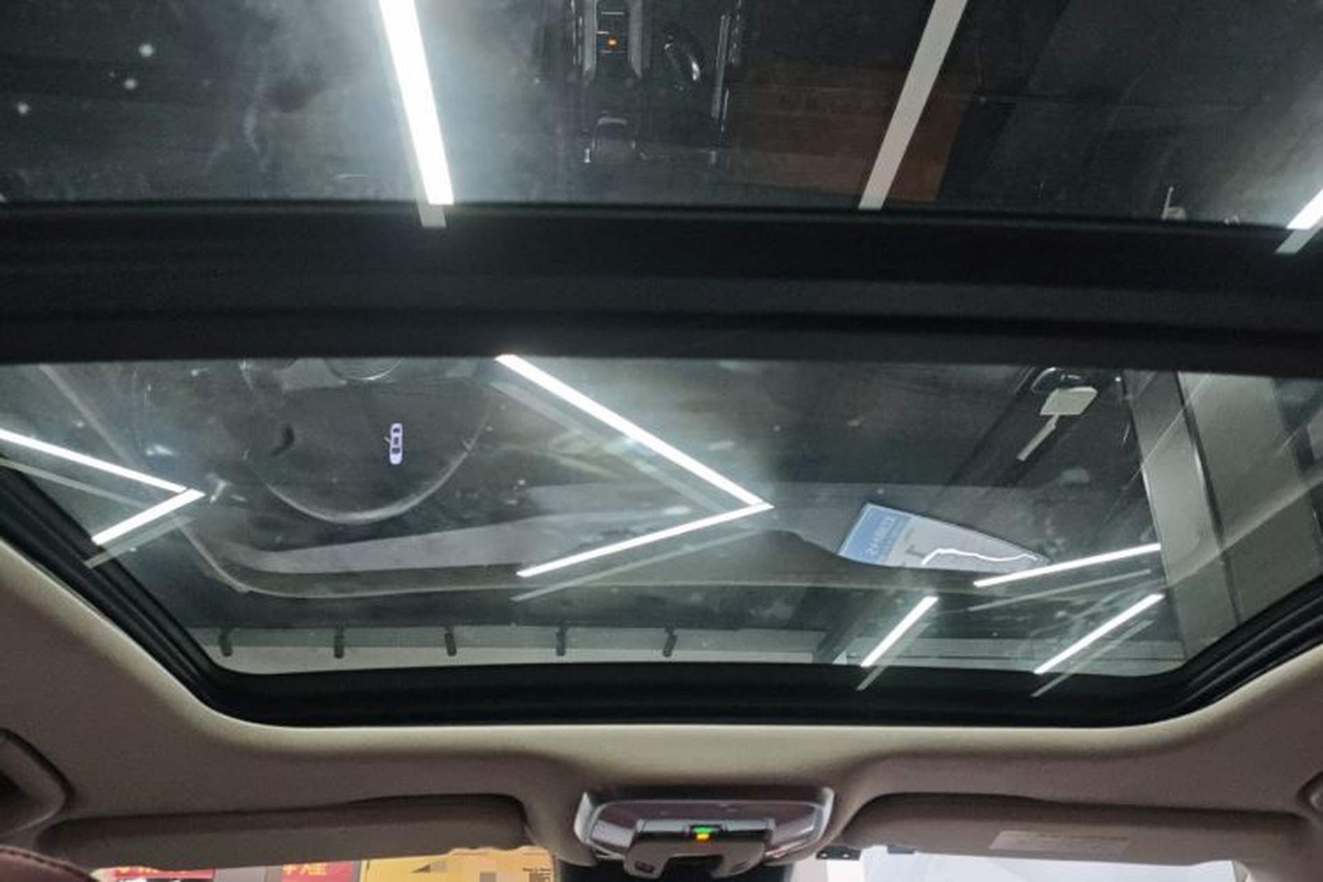 Used Hongqi H5 2025 2.0T Automatic Flag Edition – 500 000 Units Commemorative Version Headliner
