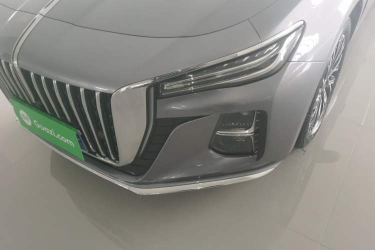 Used Hongqi H5 2025 2.0T Automatic Flag Edition – 500 000 Units Commemorative Version Left Front Headlight