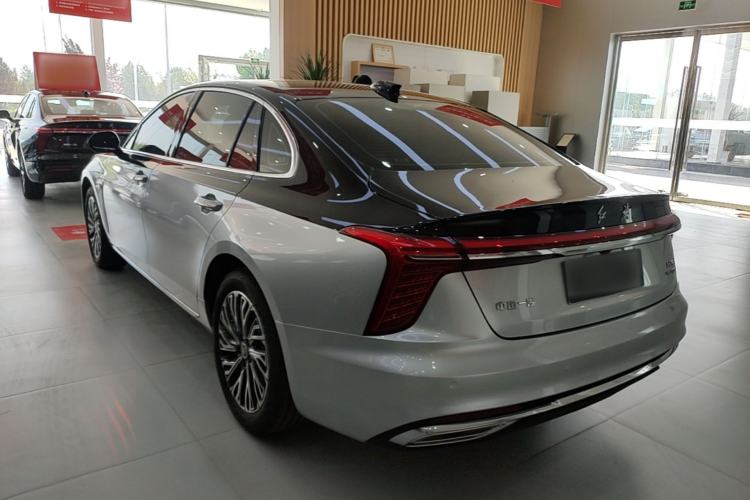 Used Hongqi H5 2025 2.0T Automatic Flag Edition – 500 000 Units Commemorative Version Rear Left 45 Deg