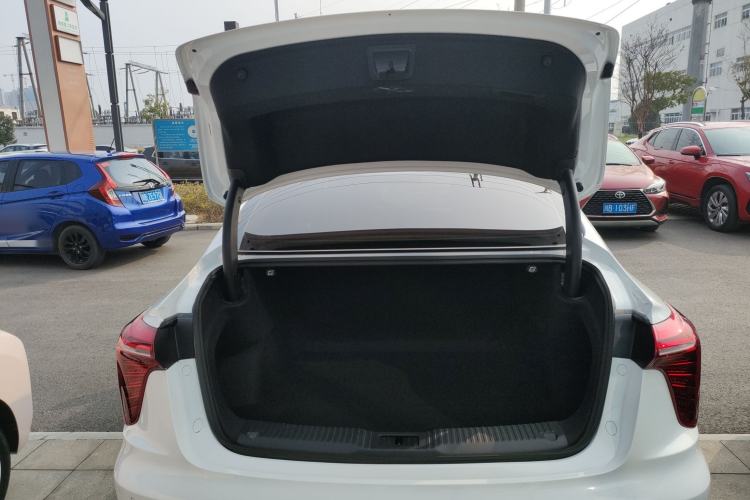 Used Hongqi H5 2025 1.5T DCT Qiyun 500 000th Unit Commemorative Edition Trunk