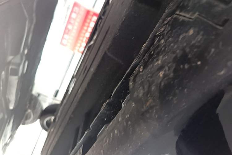 Used Hongqi H5 2026 Model 1.5T DCT Xuan Ying Pro Edition Chassis Front Left