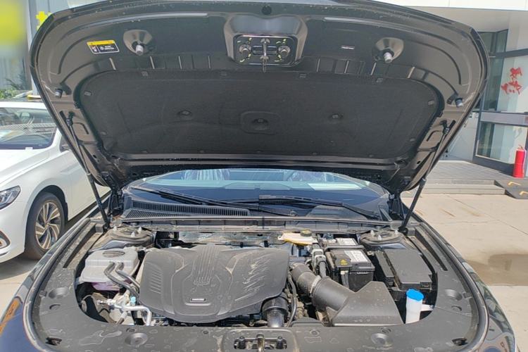 Used Hongqi H5 2026 Model 1.5T DCT Qi Yun Pro Edition Engine Bay