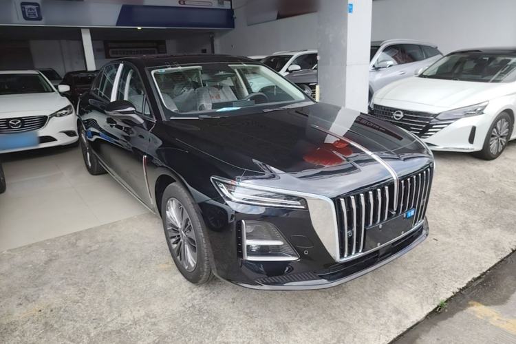 Used Hongqi H5 2026 Model 2.0T Automatic Qi Chang Pro Edition Front Right 45 Deg