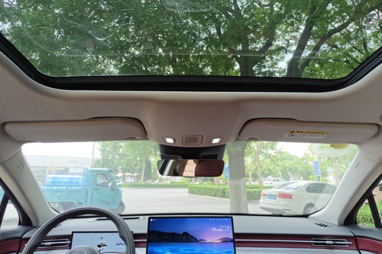 Used Hongqi H5 2026 Model 2.0T Automatic Qi Ling Pro Edition Headliner