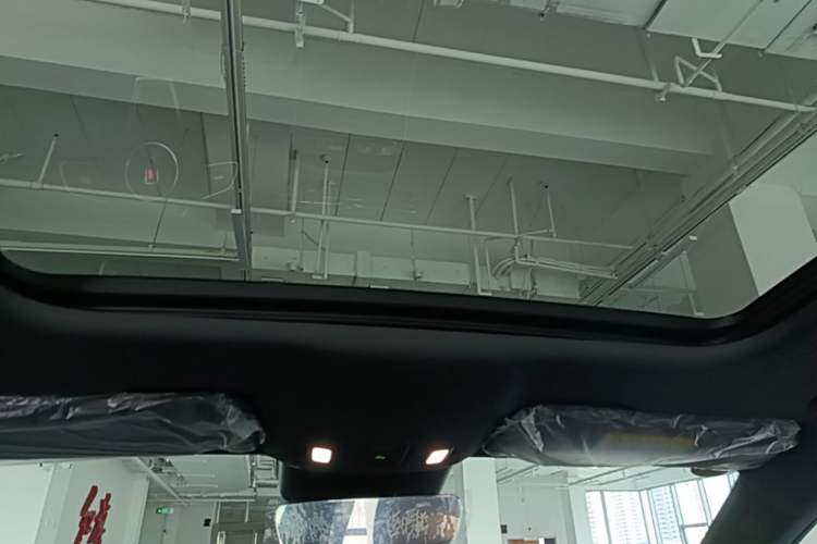 Used Hongqi H5 2026 Model 1.5T DCT Xuan Ying Pro Edition Headliner