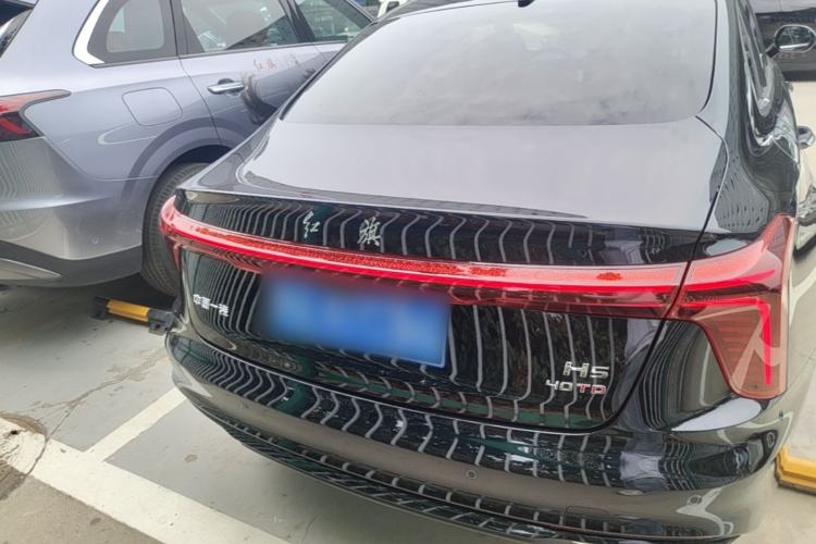 Used Hongqi H5 2026 Model 2.0T Automatic Qi Ling Pro Edition Rear