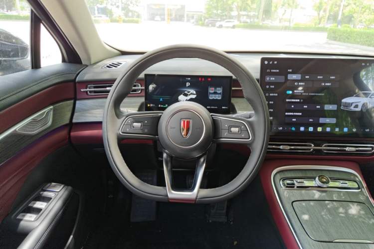 Used Hongqi H5 2026 Model 2.0T Automatic Qi Ling Pro Edition Steering Wheel
