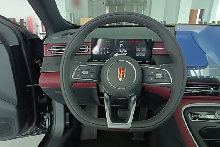 Used Hongqi H5 2026 Model 1.5T DCT Xuan Ying Pro Edition Steering Wheel