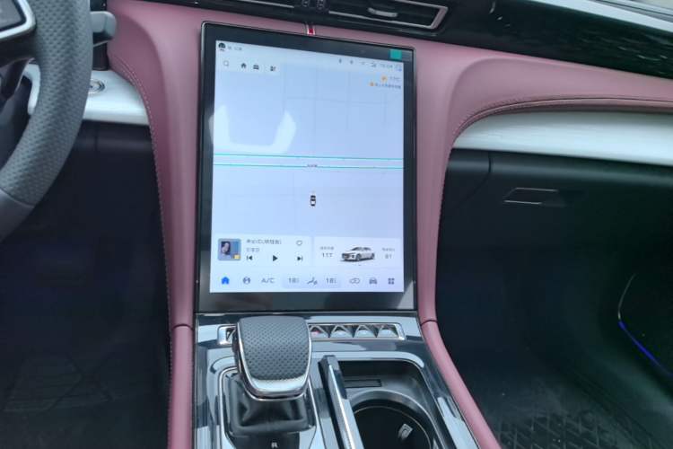 Used Hongqi H5 PHEV 2025 130 Super Hybrid Version Audio And AC Panel