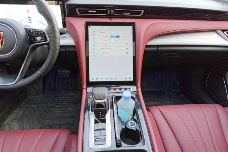 Used Hongqi H5 PHEV 2025 130 Super Hybrid Version Audio And AC Panel