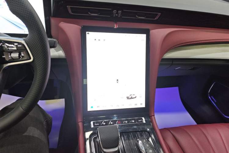 Used Hongqi H5 PHEV 2025 130 Super Hybrid Version Audio And AC Panel