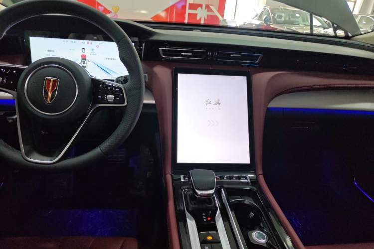 Used Hongqi H5 PHEV 2025 170 Super Hybrid Version Audio And AC Panel