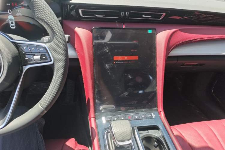 Used Hongqi H5 PHEV 2025 130 Super Hybrid Version Audio And AC Panel