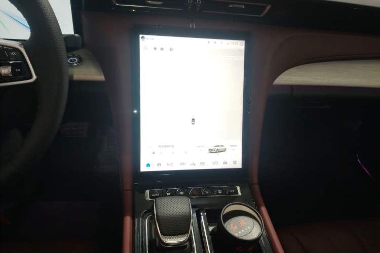 Used Hongqi H5 PHEV 2025 170 Super Hybrid Version Audio And AC Panel