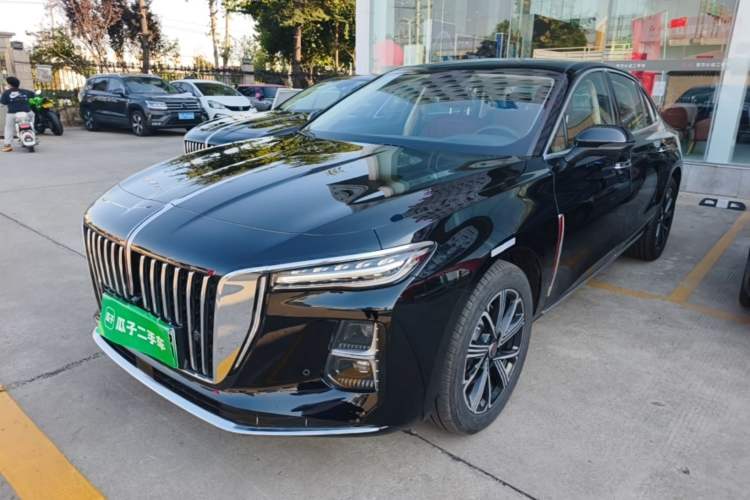 Hongqi H5 PHEV 2025 130 Super Hybrid Version