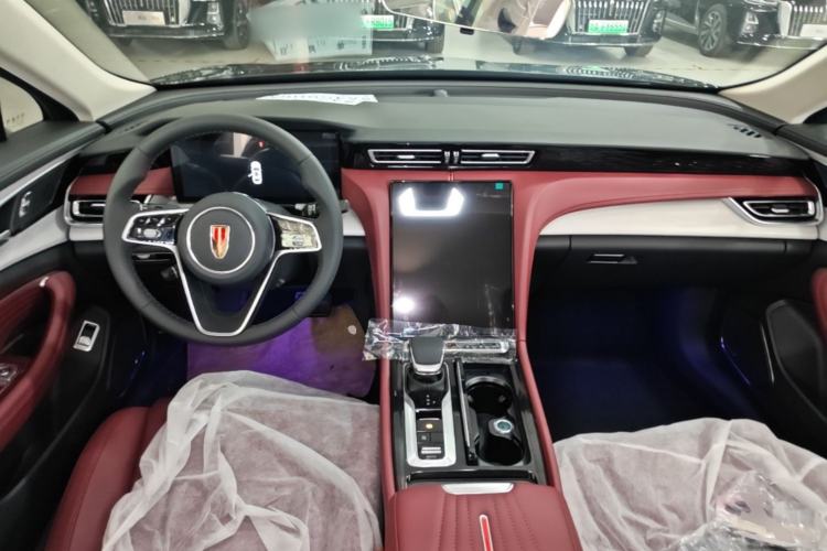 Used Hongqi H5 PHEV 2025 130 Super Hybrid Version Center Console