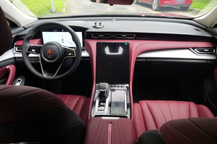 Used Hongqi H5 PHEV 2025 170 Super Hybrid Version Center Console