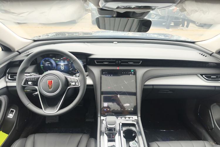 Used Hongqi H5 PHEV 2025 170 Super Hybrid Version Center Console