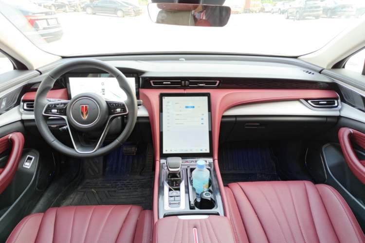 Used Hongqi H5 PHEV 2025 130 Super Hybrid Version Center Console